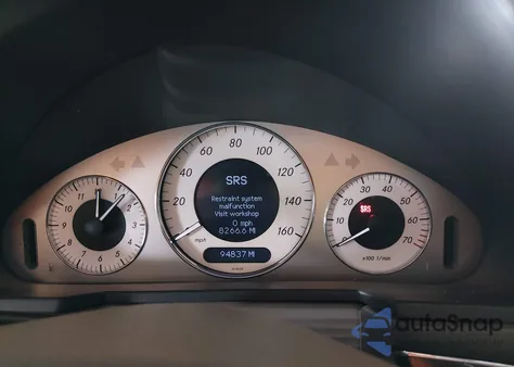 2006 Mercedes-Benz E 500 z USA, uszkodzony, nr VIN WDBUF70J36A955698